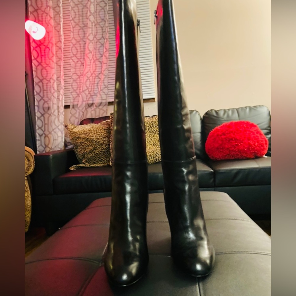 Vera Wang lavender label boots  Now $60 price value$249